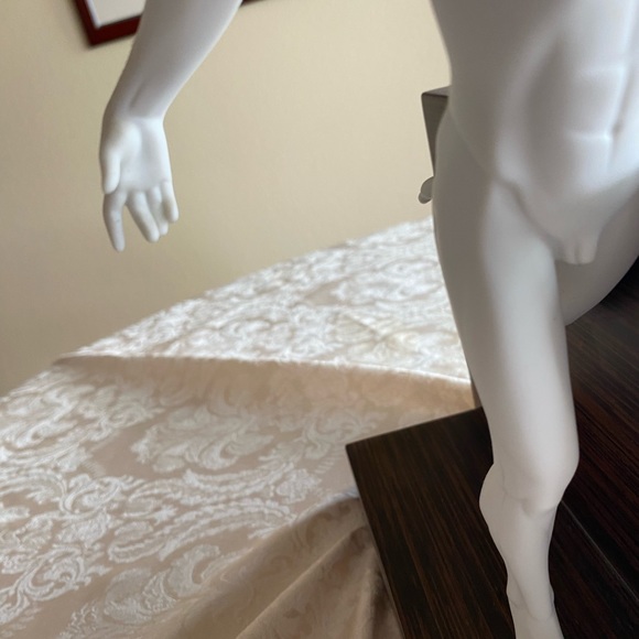 RETIRED 2008 ‘FASTER’ LLADRO PORCELAIN FIGURINE - Picture 5 of 12